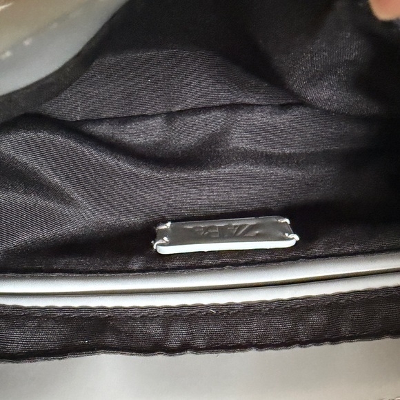 NWOT Zara Minimal Flap Shoulder Bag - Picture 3 of 3